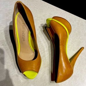 Women’s Enzo Angiolini Heels!